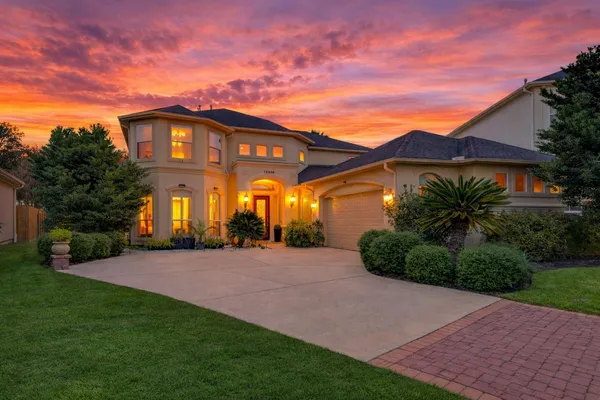 $997,000 | 13510 Indigo Lake, Houston, TX 77077