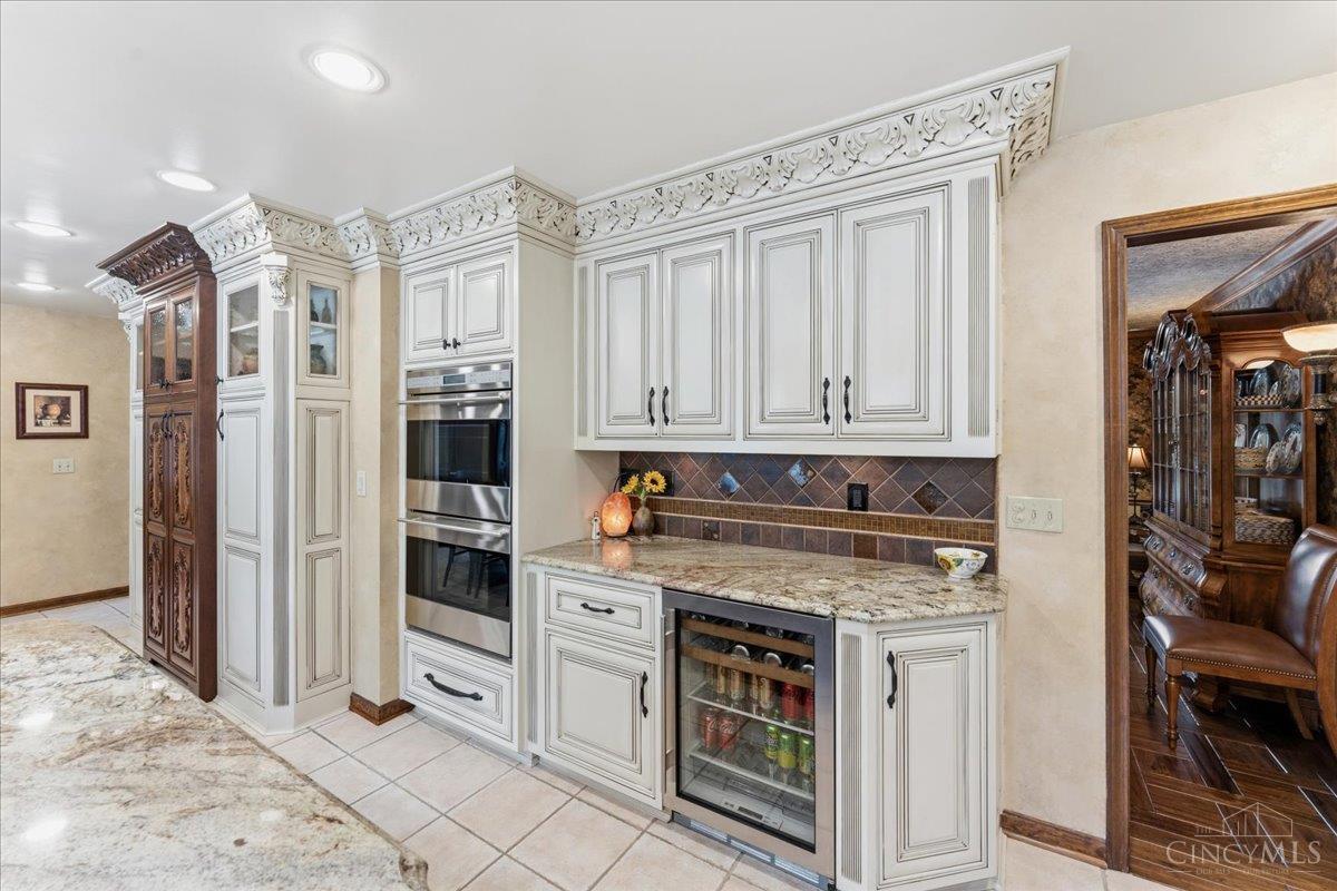 436 Heathgate Road Cincinnati, OH 45255 - Photo 21 of 78