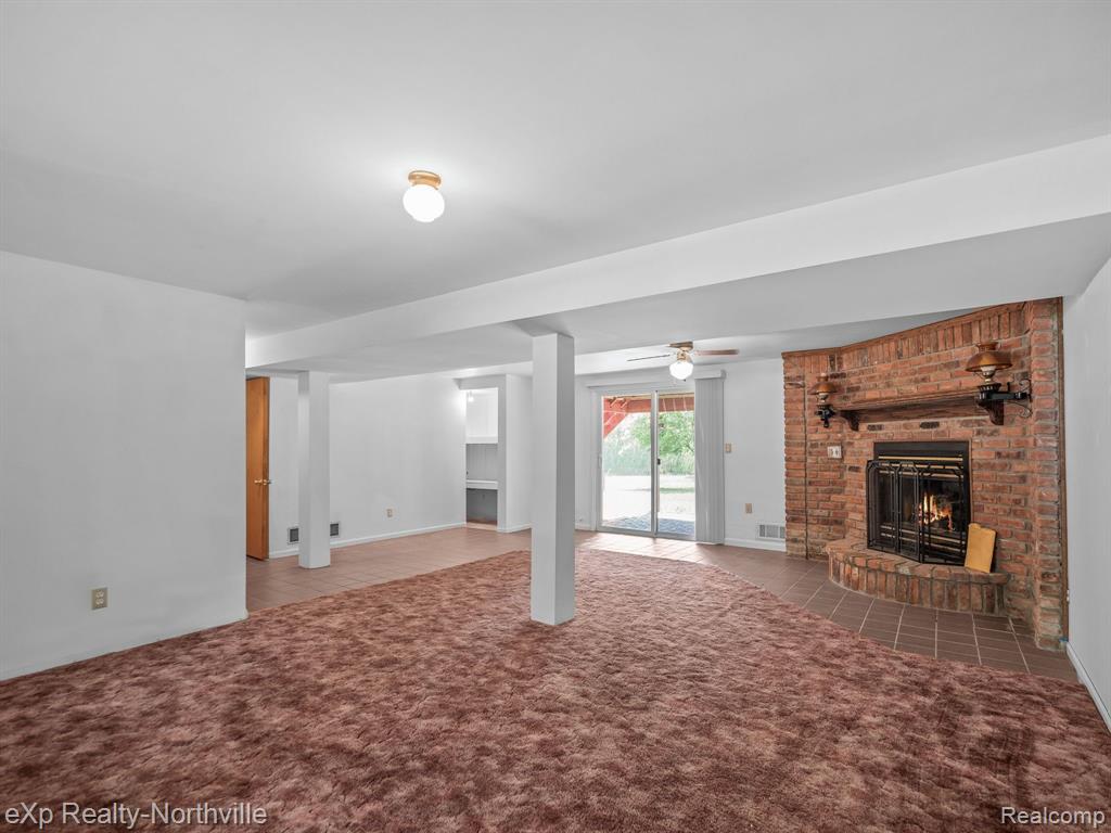 25535 Napier Road South Lyon, MI 48178 - Photo 19 of 35