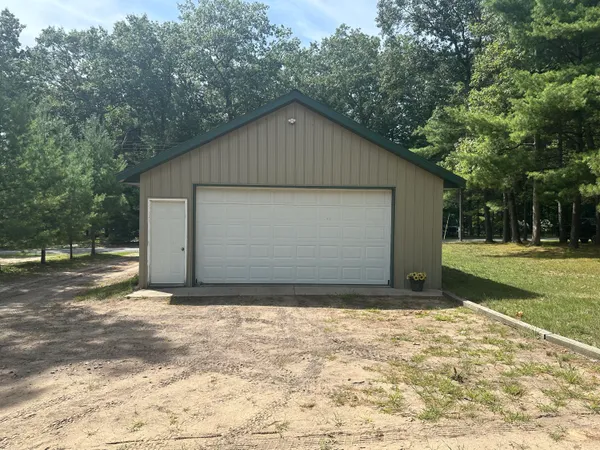 $449,900 | 10022 South Rebecca Road, Baldwin, MI 49304