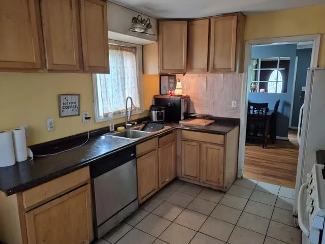 $159,000 | 30102 Matthew Street, Westland, MI 48186