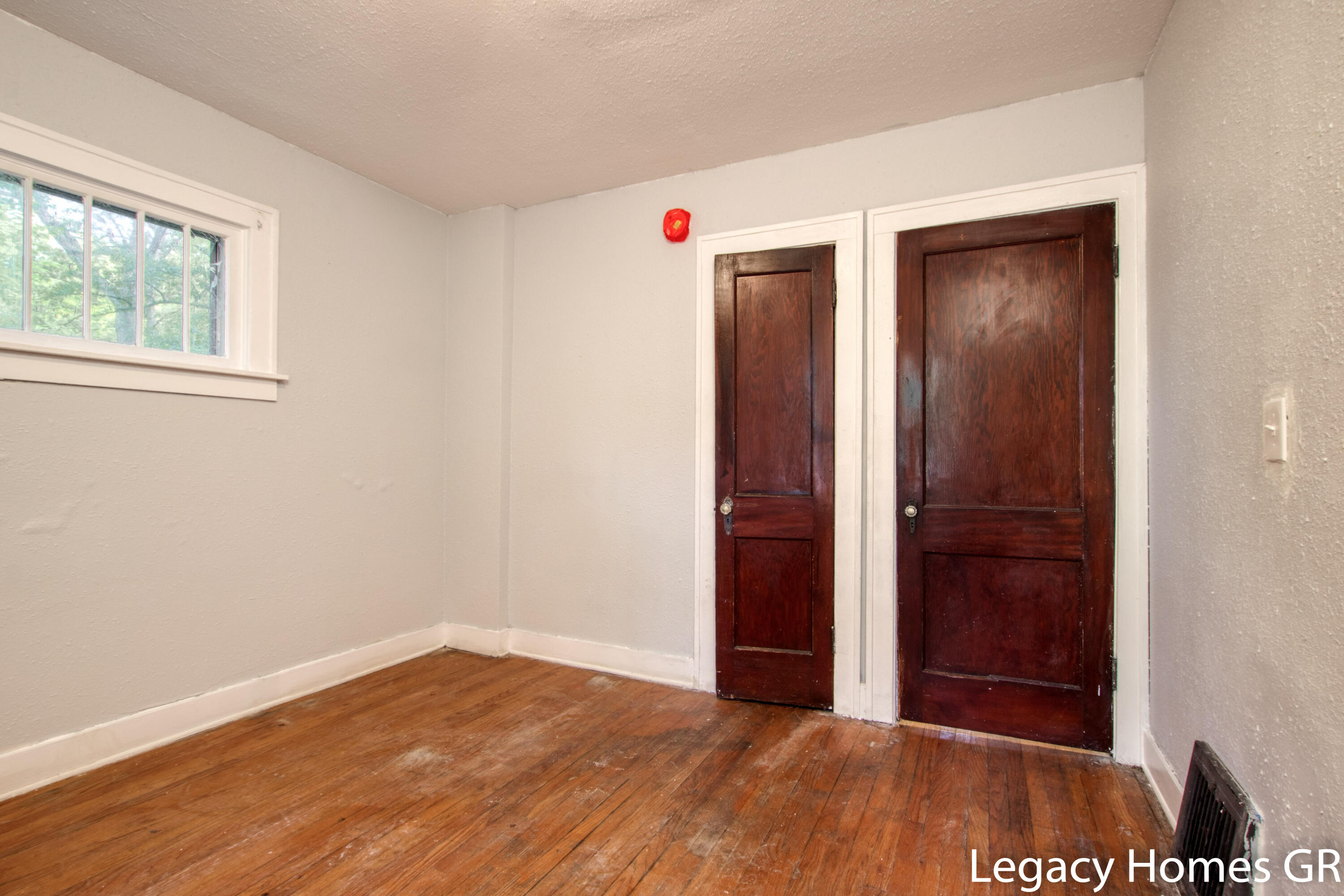2828 Riordan Street Muskegon, MI 49444 - Photo 12 of 31 Riordan 2828-15