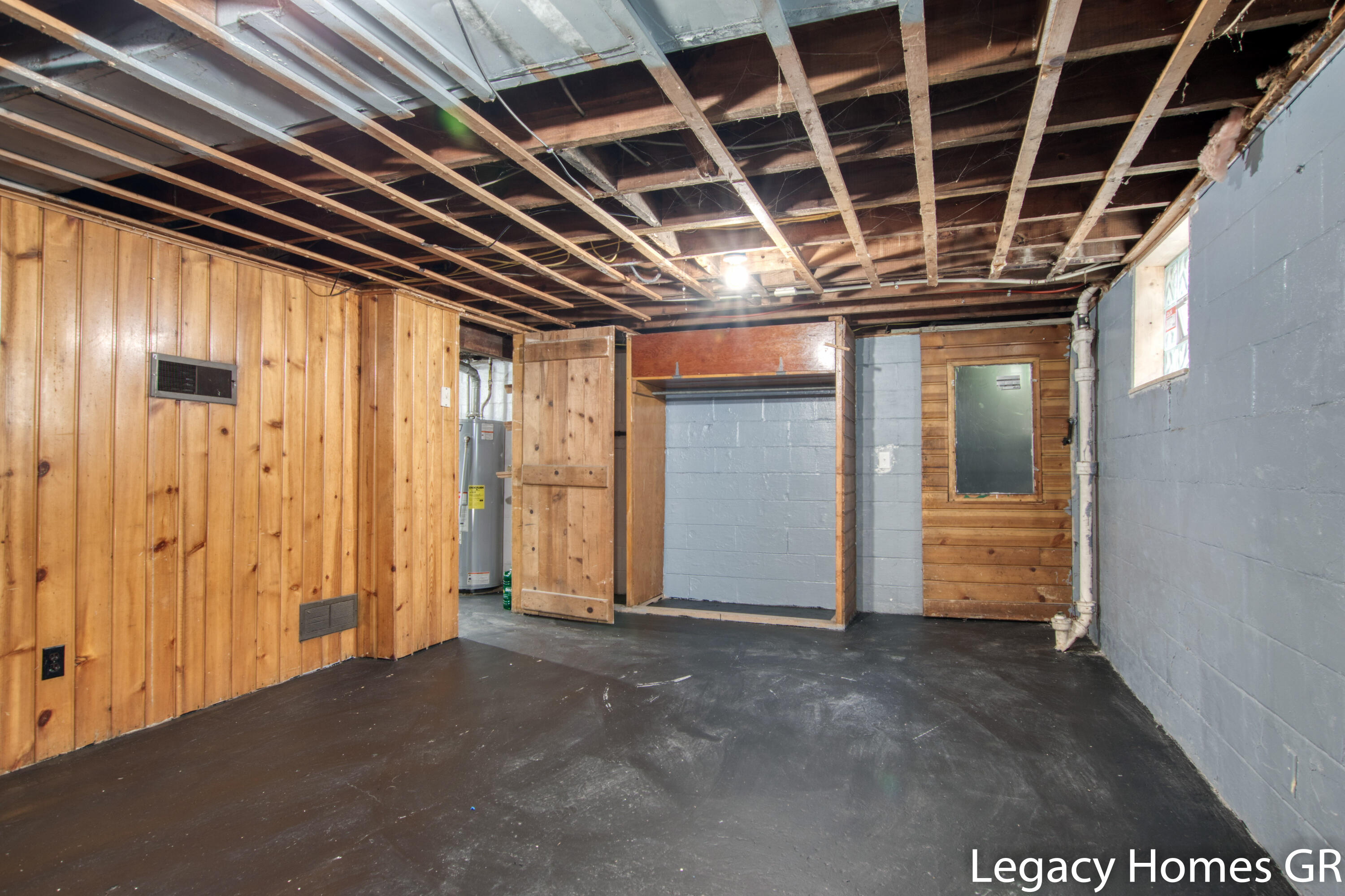 2828 Riordan Street Muskegon, MI 49444 - Photo 21 of 31 Riordan 2828-24