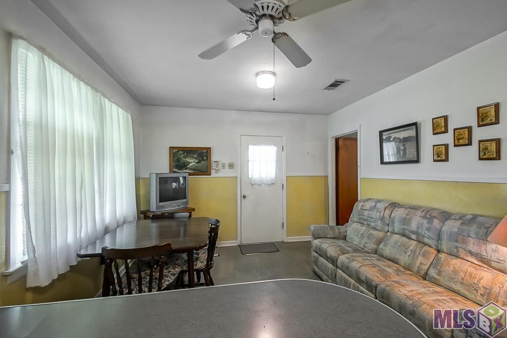 5669 Wye Road Lakeland, LA 70752 - Photo 12 of 24 Dining Area