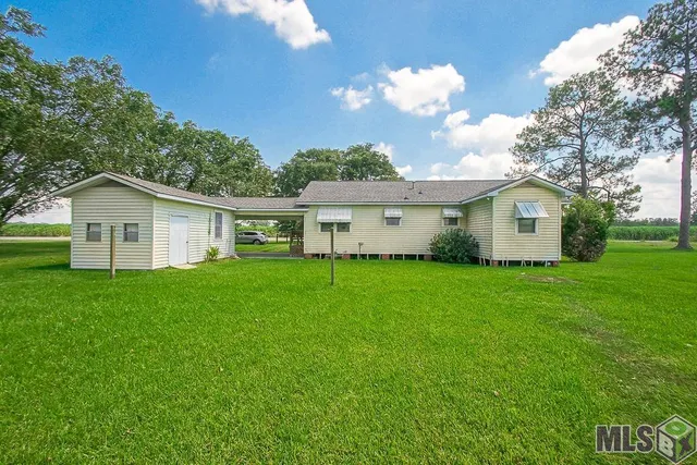 $180,000 | 5669 Wye Road, Lakeland, LA 70752