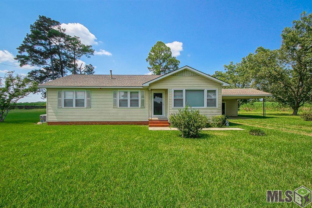 5669 Wye Road Lakeland, LA 70752 - Photo 3 of 24 Front View of Home - 3