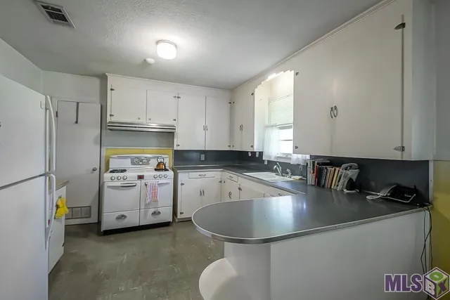 $180,000 | 5669 Wye Road, Lakeland, LA 70752