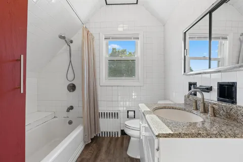 $899,900 | 51 Lexington Avenue, Bayonne, NJ 07002