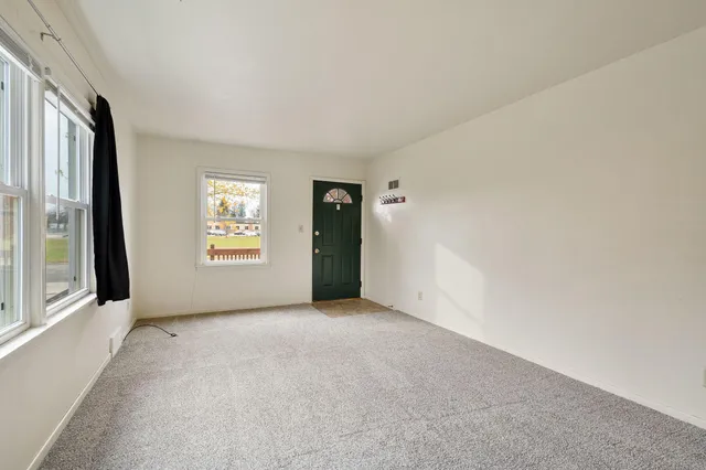 $164,900 | 1605 6th Street Southeast, Austin, MN 55912