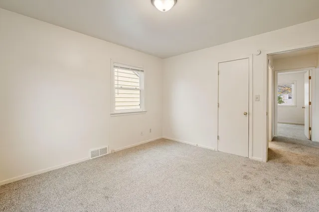 $164,900 | 1605 6th Street Southeast, Austin, MN 55912