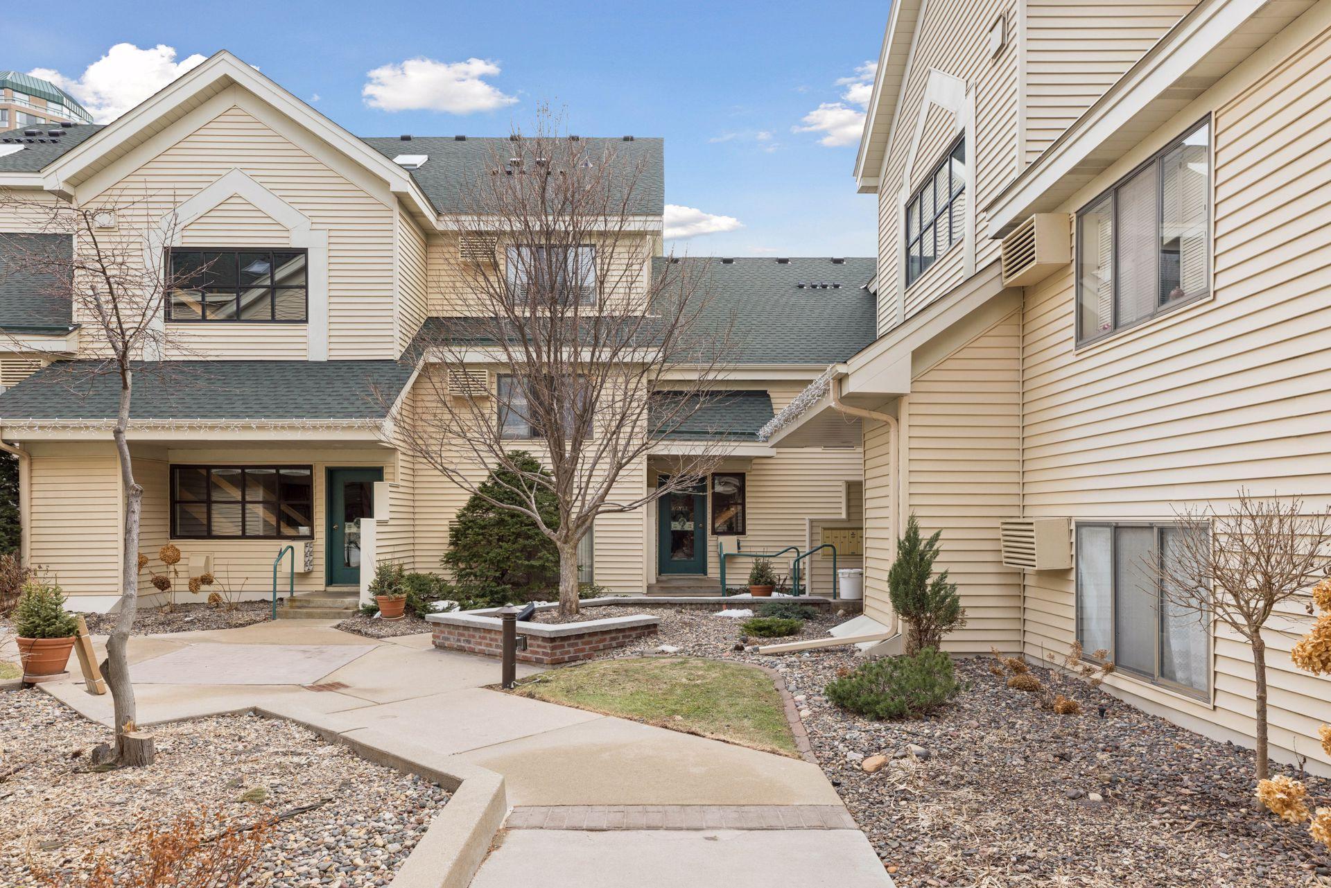 7635 Edinborough Way, Unit 5105 Minneapolis, MN 55435 - Photo 23 of 35