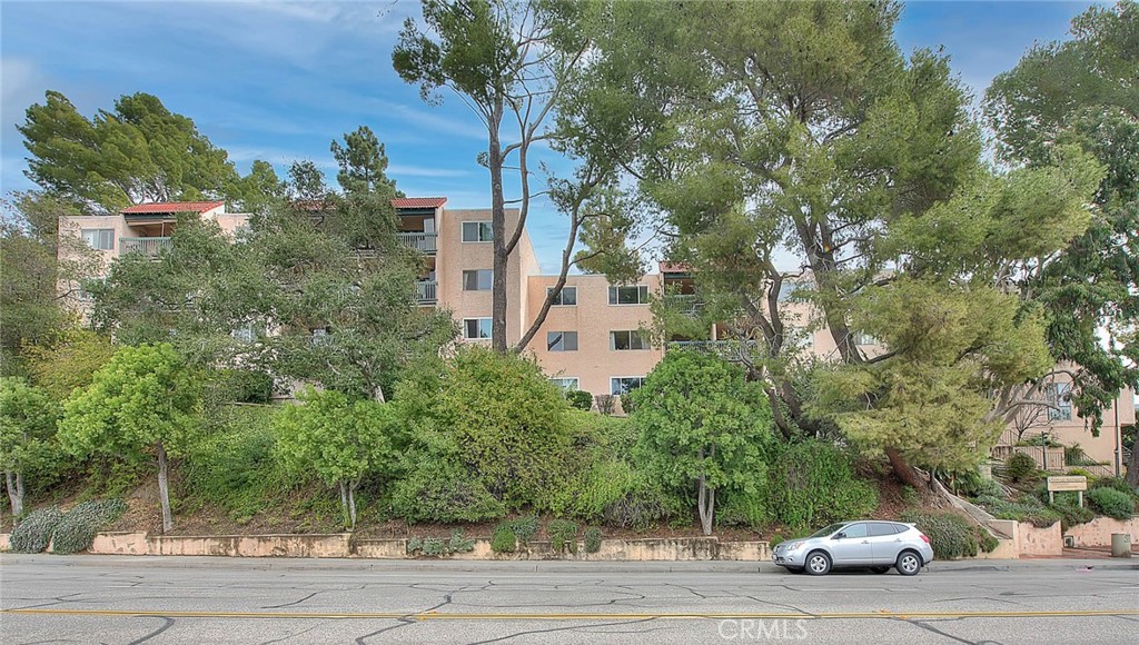 2940 North Verdugo Rd Unit 409  