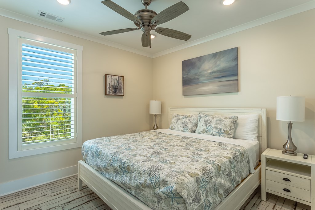 708 East Pine Avenue St. George Island, FL 32328 - Photo 40 of 78