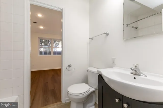 $2,695 | 4172 Ashmere Circle, Dumfries, VA 22025