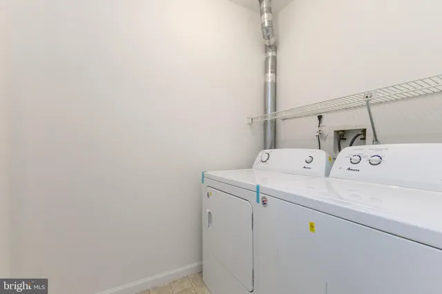 $2,695 | 4172 Ashmere Circle, Dumfries, VA 22025