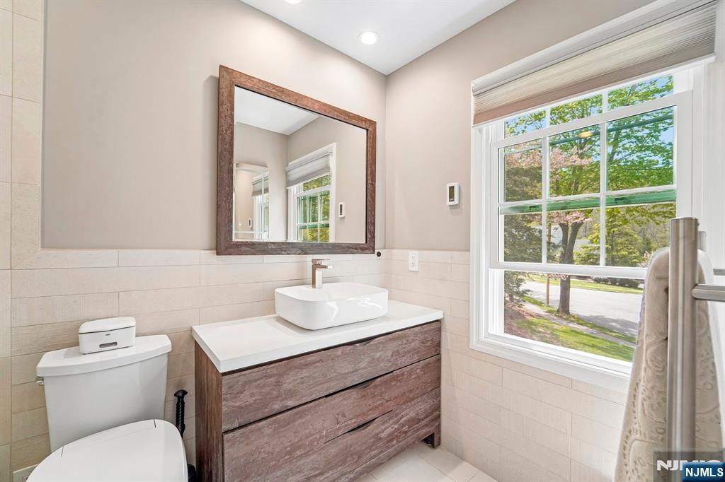 52 Stone Fence Road Oakland, NJ 07436 - Photo 14 of 31