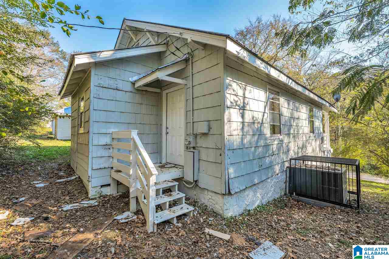 908 D Street Jasper, AL 35501 - Photo 2 of 10