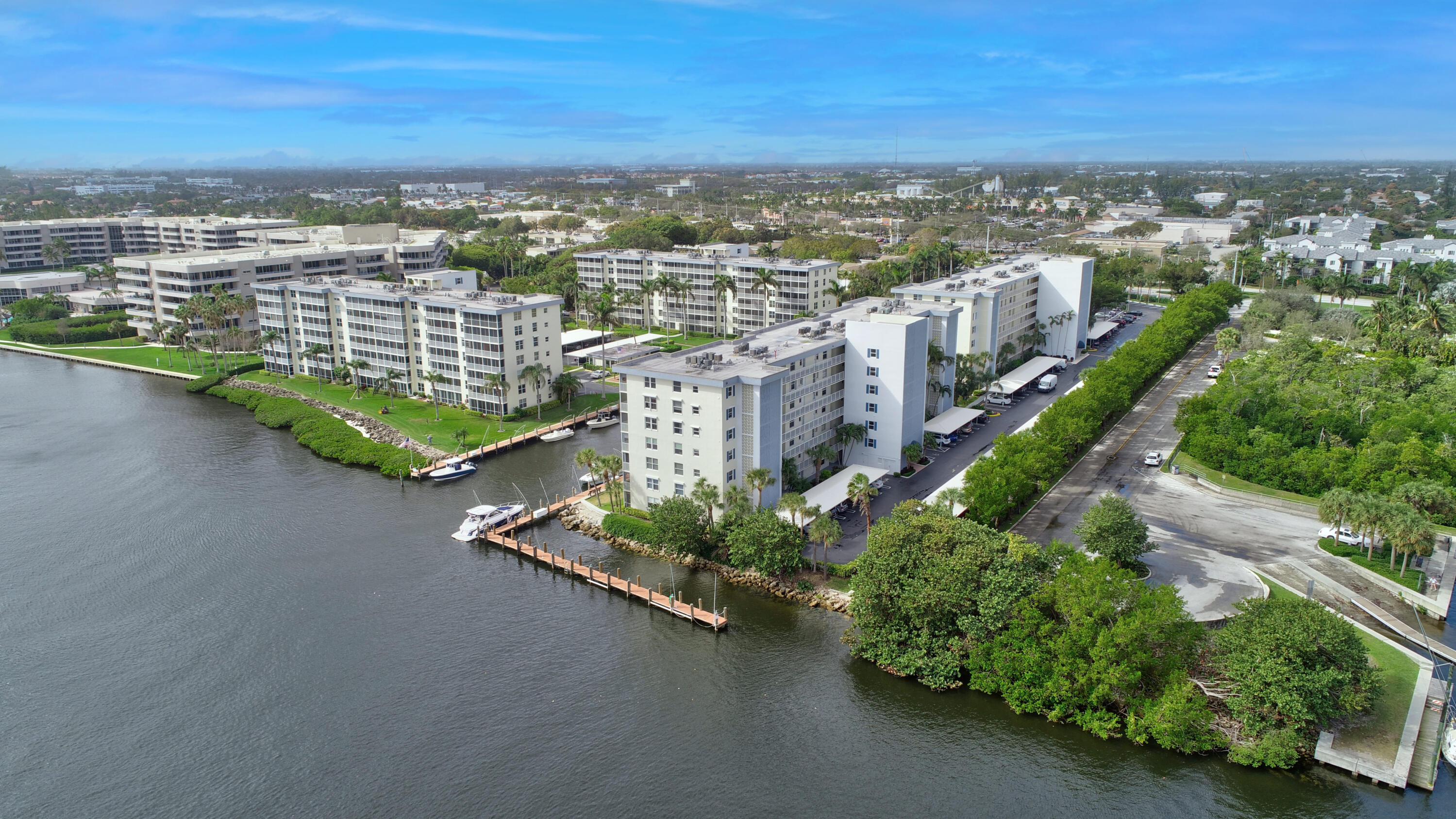 1 Harbourside Drive, Unit 3702 Delray Beach, FL 33483 - Photo 33 of 50 34_virtuals1 (34)