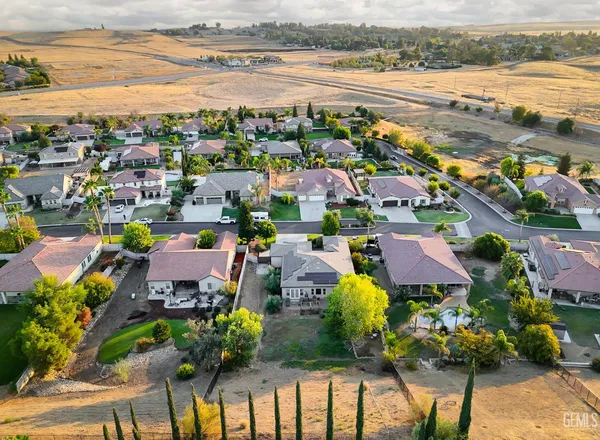 a picture of houses with outdoor space