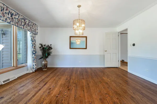 $950,000 | 1449 South Shore Court, Barrington, IL 60010