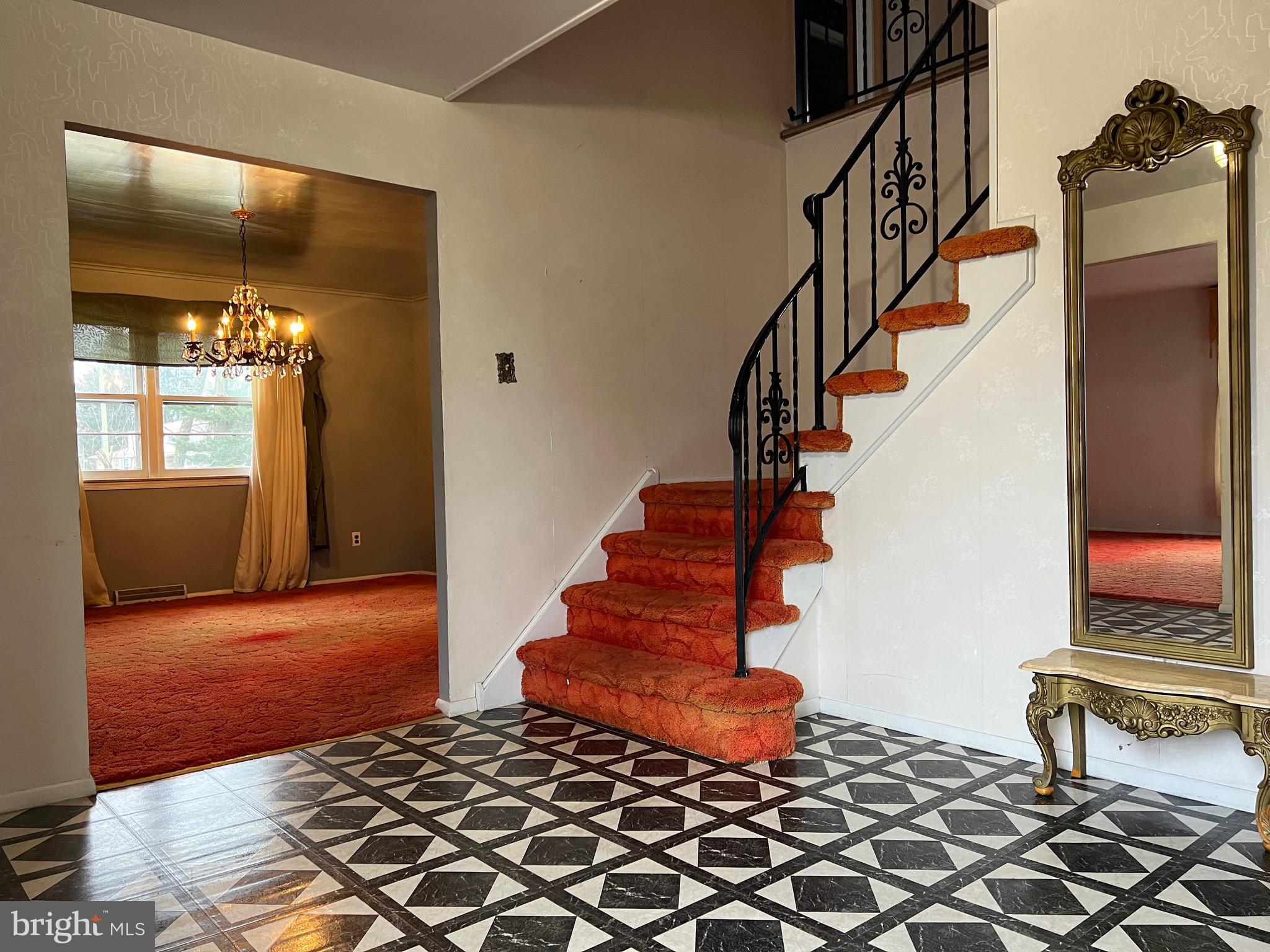 4 Stonebridge Road Cherry Hill, NJ 08003 - Photo 2 of 24 Gallery Image 2