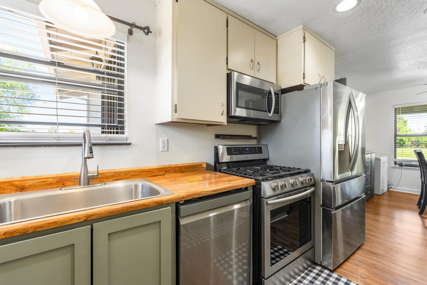 3525 East Forest Lake Road Acampo, CA 95220 - Photo 17 of 44