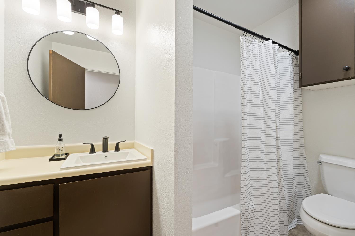 3525 East Forest Lake Road Acampo, CA 95220 - Photo 22 of 44