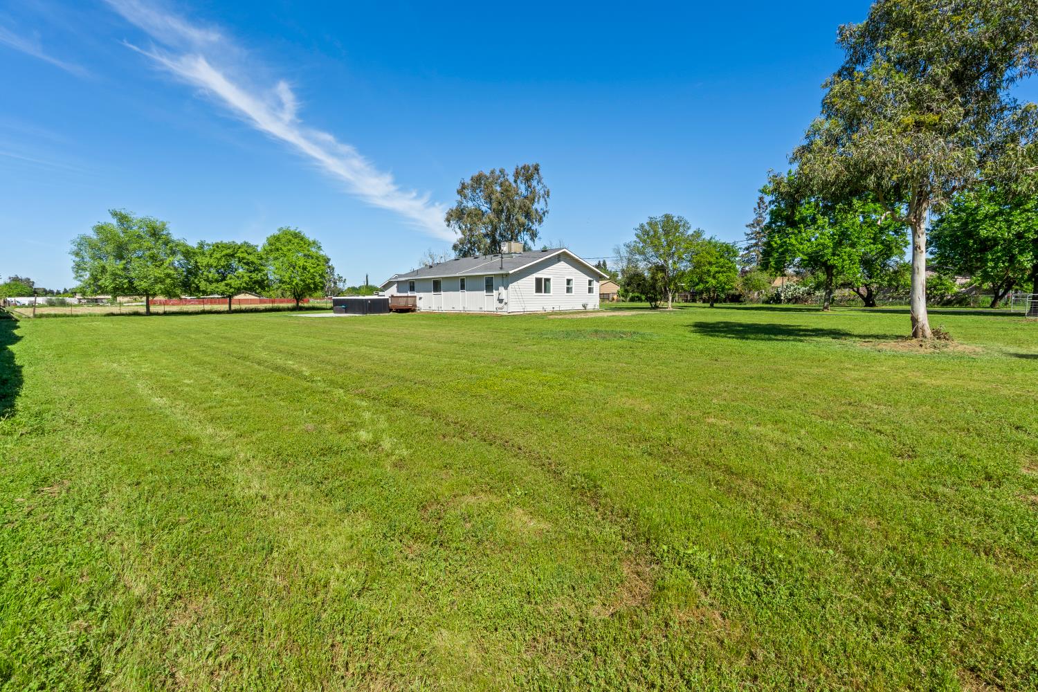 3525 East Forest Lake Road Acampo, CA 95220 - Photo 39 of 44