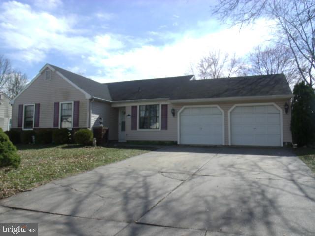 18 Berkshire Road Westampton, NJ 08060 - Photo 1 of 13 Gallery Image 1