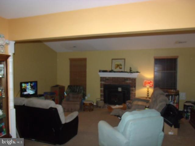 18 Berkshire Road Westampton, NJ 08060 - Photo 2 of 13 Gallery Image 2
