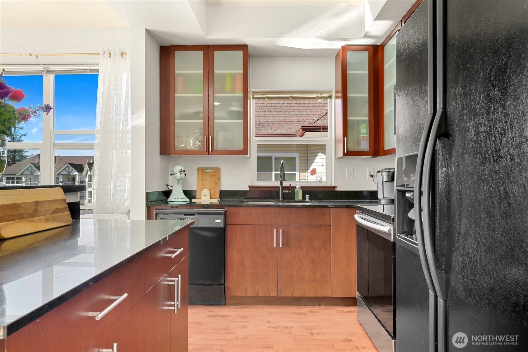 259 West Bakerview Road, Unit 402 Bellingham, WA 98226 - Photo 5 of 37 Gallery Image 5