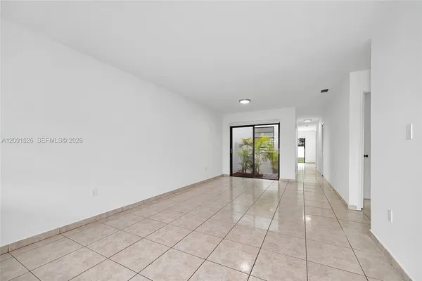 $3,250 | 6427 Southwest 135th Avenue, Miami, FL 33183