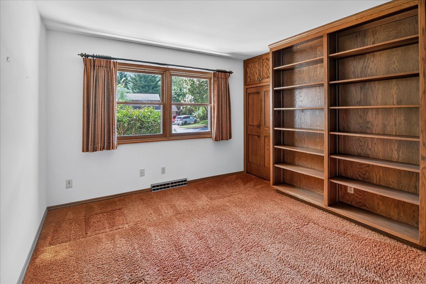 6318 Keelson Drive Madison, WI 53705 - Photo 34 of 74 Gallery Image 34