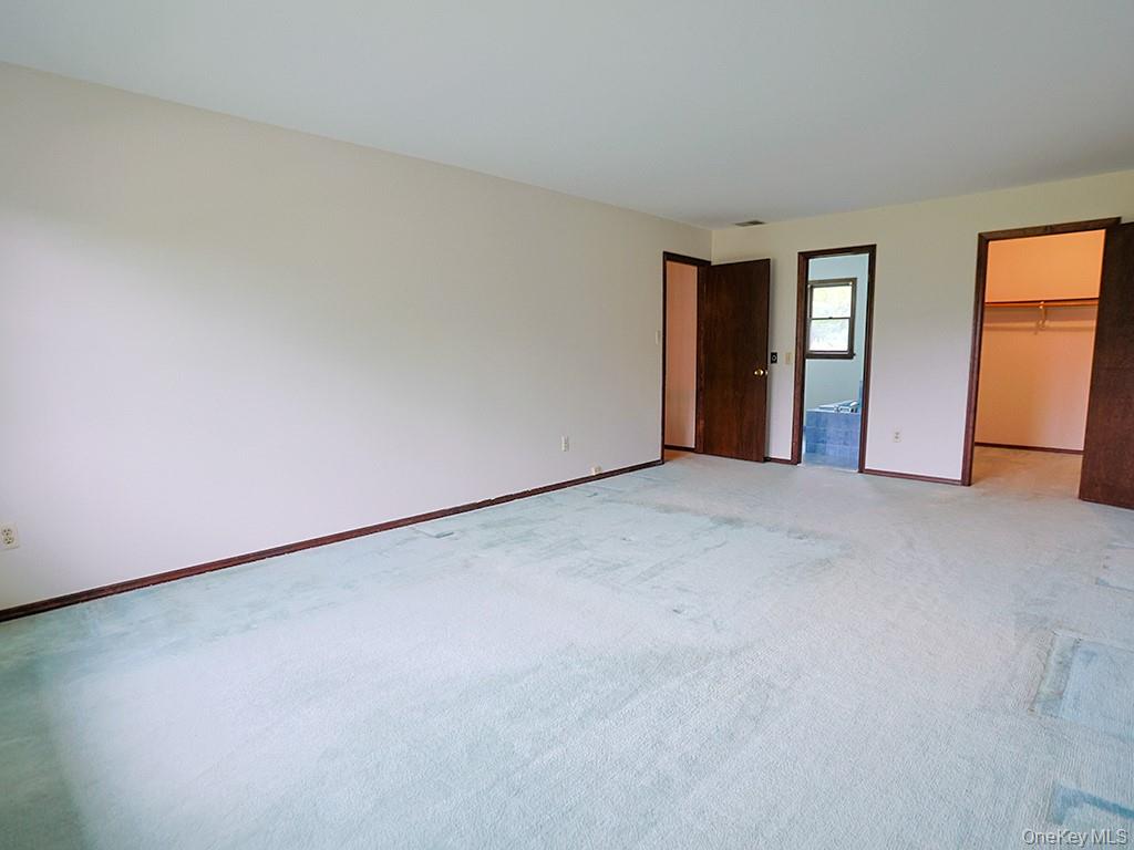 25 Georges Road Middletown, NY 10941 - Photo 24 of 38