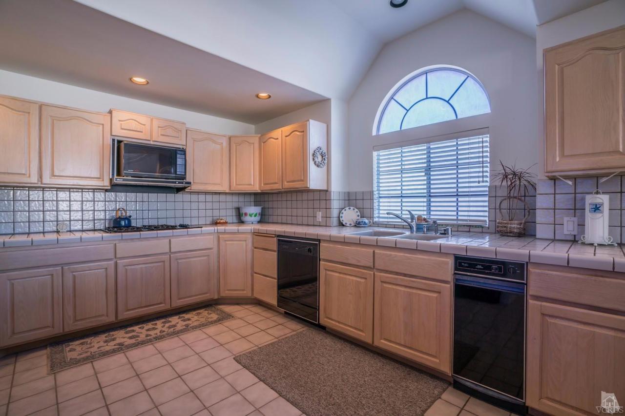 5028 Dolphin Way Oxnard, CA 93035 - Photo 11 of 35 Additional Photo