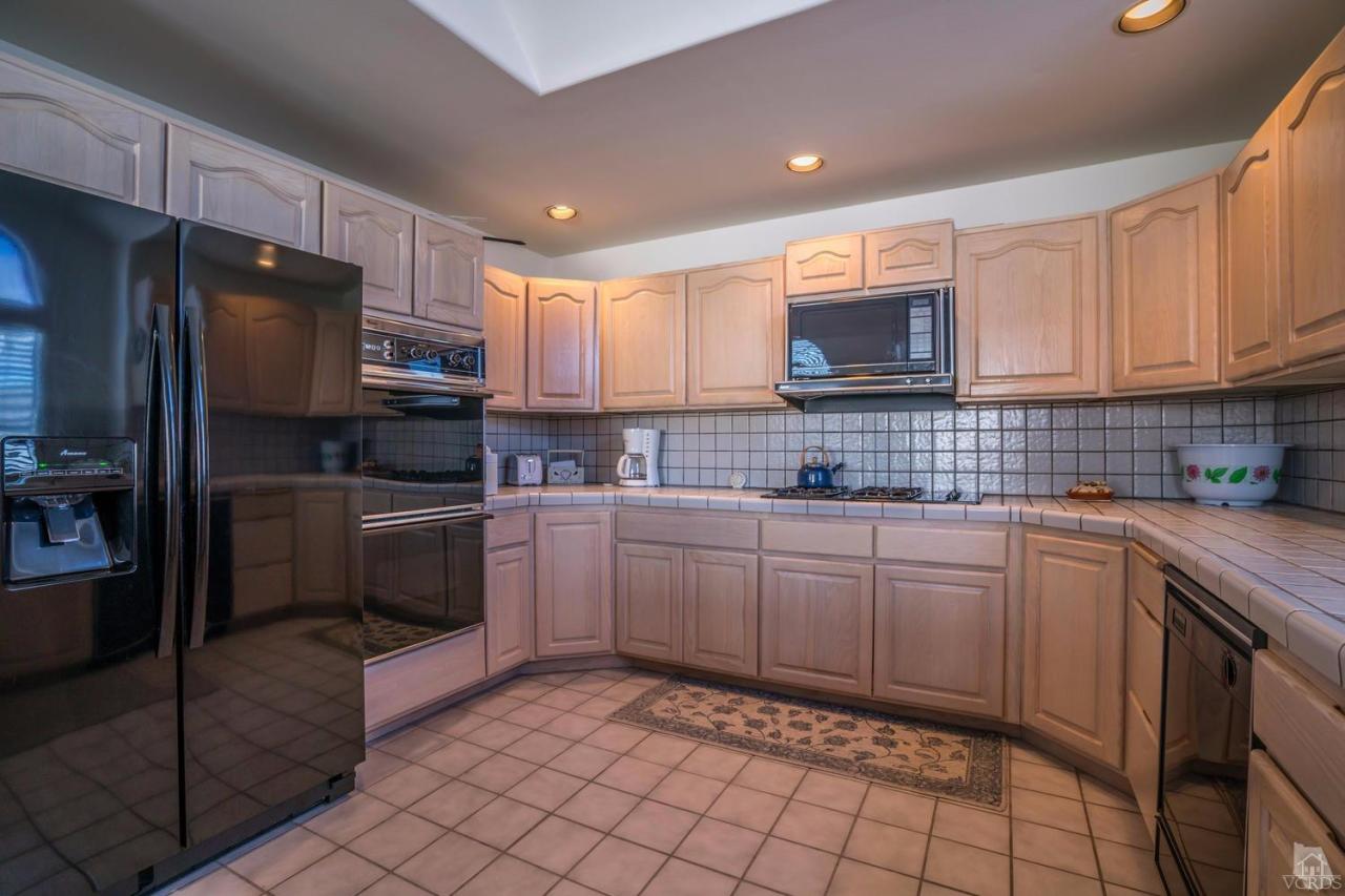 5028 Dolphin Way Oxnard, CA 93035 - Photo 10 of 35 Additional Photo