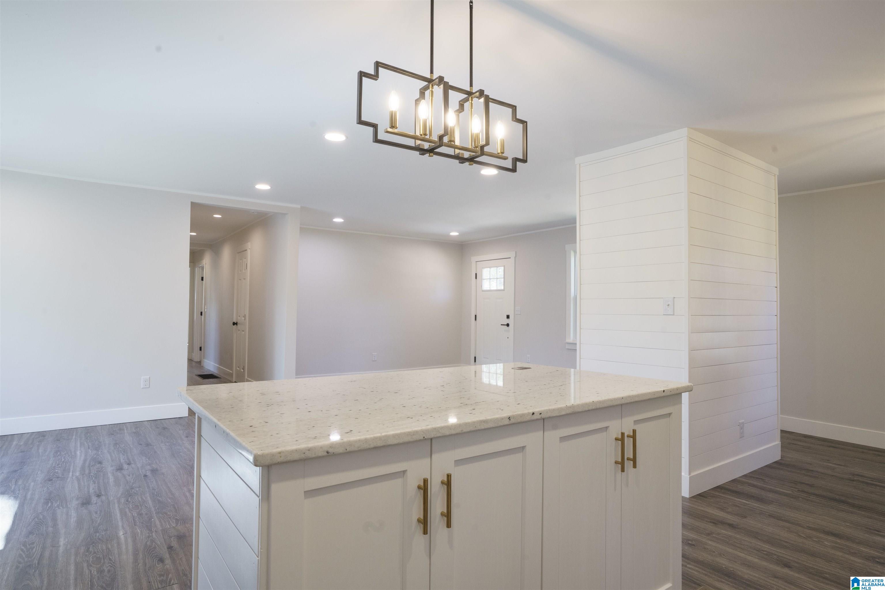 2301 Reed Road Northeast Birmingham, AL 35215 - Photo 12 of 31