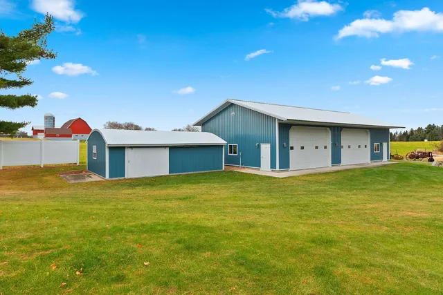 $334,900 | W3834 Highway 64, Marinette, WI 54143
