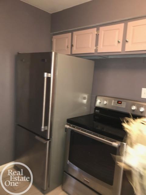 1824 Roslyn Road Grosse Pointe, MI 48236 - Photo 22 of 28 31344733-21.JPG