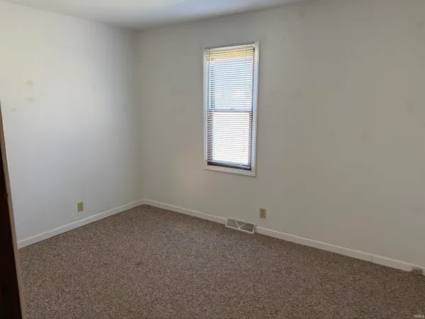 $184,900 | 3430 East South Country Lane, Knox, IN 46534