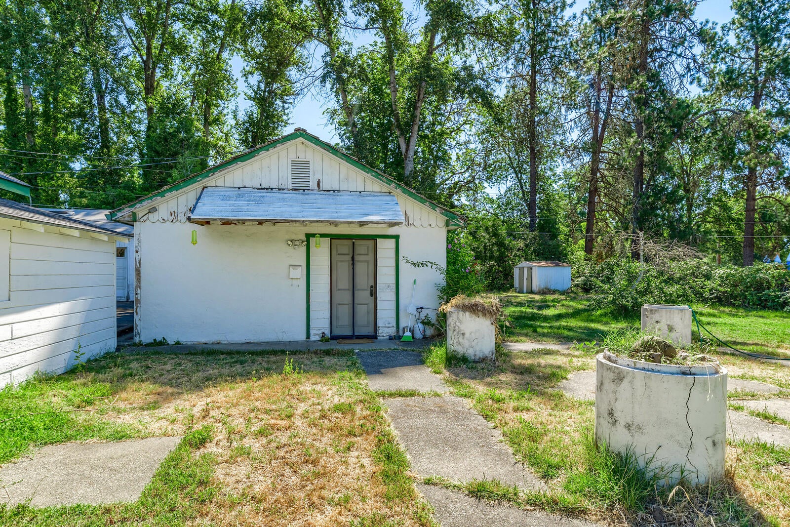 2833 Lower River Road Grants Pass, OR 97526 - Photo 46 of 60 Detached Rental!