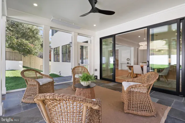 $2,950,000 | 2541 23rd Road North, Arlington, VA 22207