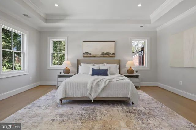 $2,950,000 | 2541 23rd Road North, Arlington, VA 22207