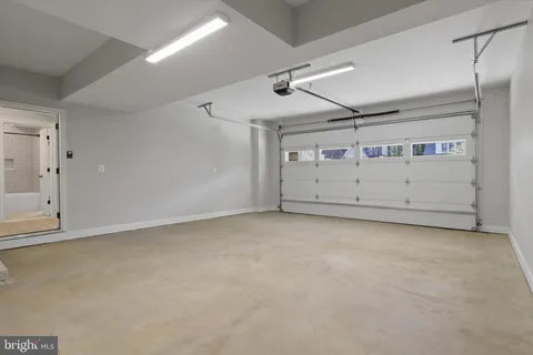 $2,950,000 | 2541 23rd Road North, Arlington, VA 22207