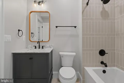 $2,950,000 | 2541 23rd Road North, Arlington, VA 22207