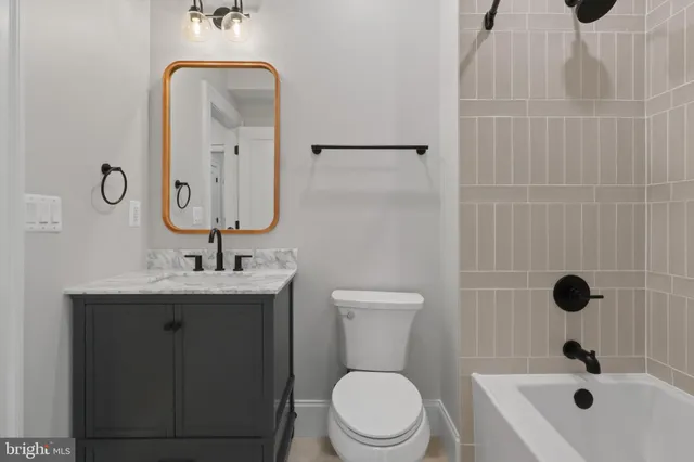 $2,950,000 | 2541 23rd Road North, Arlington, VA 22207