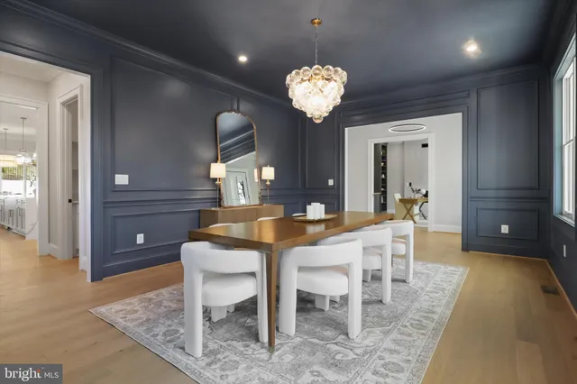 $2,950,000 | 2541 23rd Road North, Arlington, VA 22207