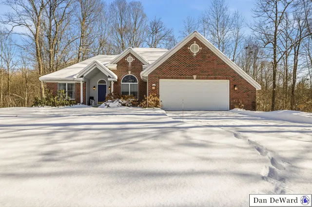 $549,900 | 11410 Windsor Drive Northeast, Sparta, MI 49345