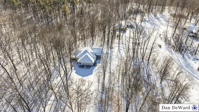 $549,900 | 11410 Windsor Drive Northeast, Sparta, MI 49345