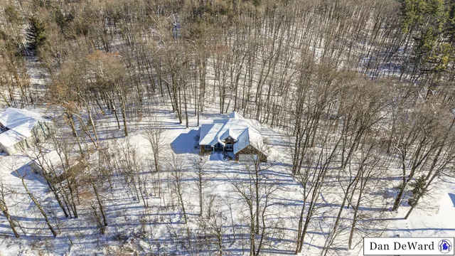 $549,900 | 11410 Windsor Drive Northeast, Sparta, MI 49345